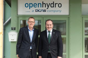 James Ives at OpenHydro with Paul Wheelhouse (Credit Scottish Government)