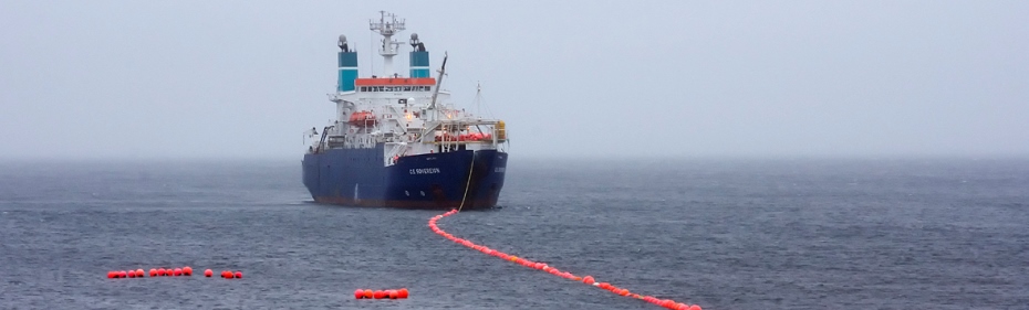 Sovereign and buoys during EMEC cable laying (Credit EMEC) 9913 - web banner