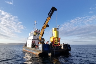 Deployment of mooring load reduction device (Credit Dublin Offshore)