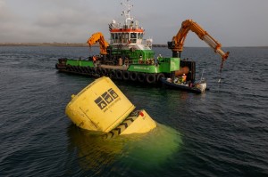 AWS install Waveswing WEC at EMEC Scapa Flow test site (credit EMEC)