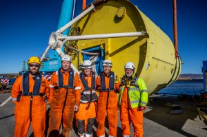 AWS crew with Waveswing on Copland's Dock (Credit EMEC)