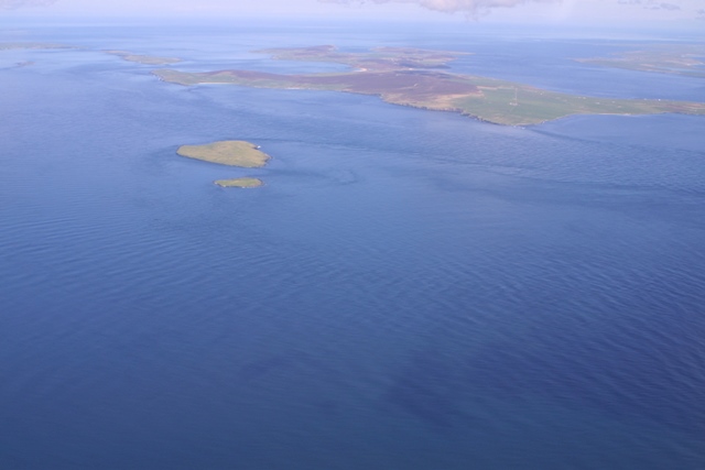 Aerial view of tide flowing through EMEC Fall of Warness tidal test site (Credit Aquatera) 640