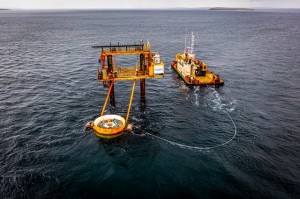 OpenHydro turbine removal (Credit Colin Keldie)